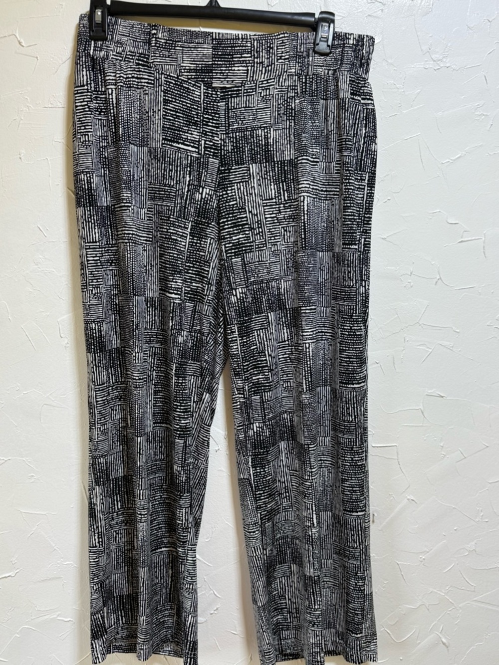 Premise Black & White Geometric Pattern Women's Pants